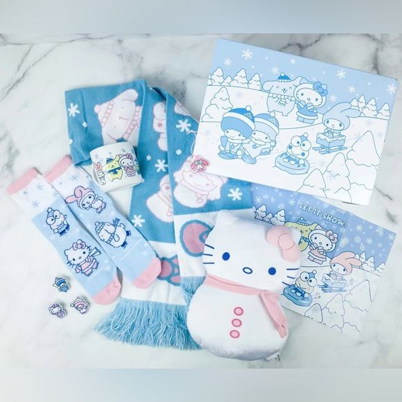 Sanrio Hello Kitty and Friends Crate Winter 2018 Subscription Box - Picture 1 of 10
